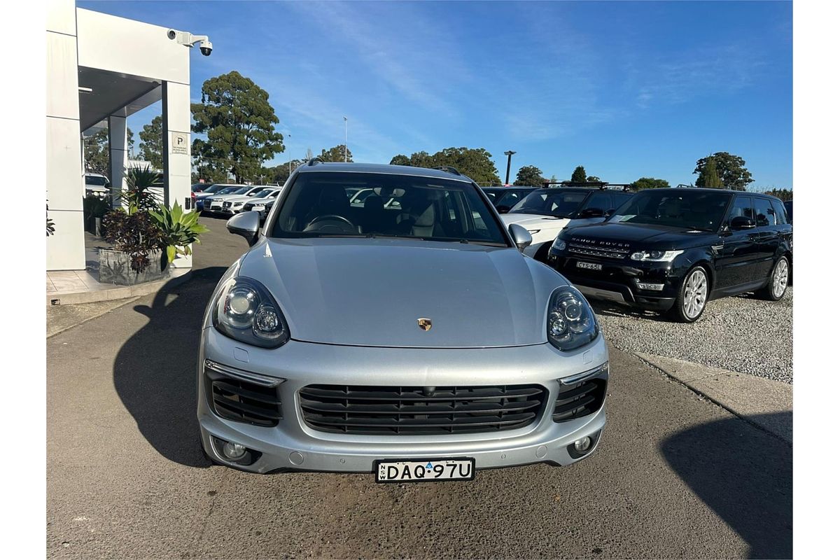 2015 Porsche Cayenne S E-Hybrid 92A