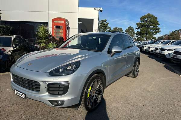 2015 Porsche Cayenne S E-Hybrid 92A