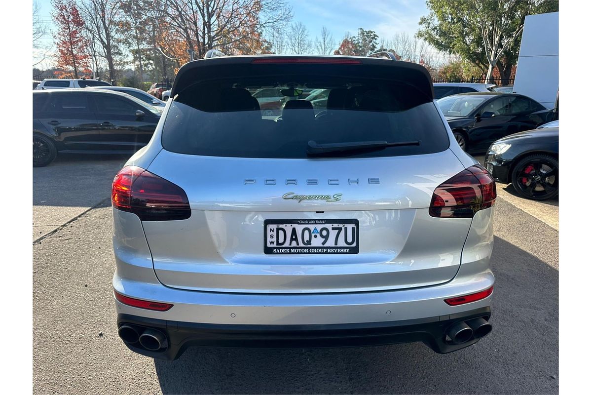 2015 Porsche Cayenne S E-Hybrid 92A