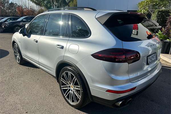 2015 Porsche Cayenne S E-Hybrid 92A