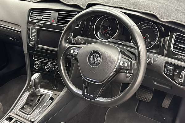 2015 Volkswagen Golf 103TSI Highline 7