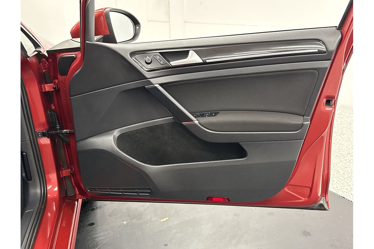2015 Volkswagen Golf 103TSI Highline 7