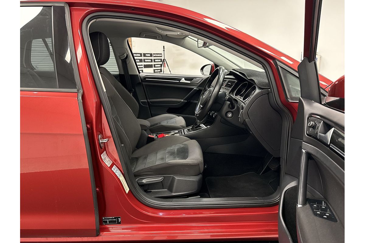2015 Volkswagen Golf 103TSI Highline 7