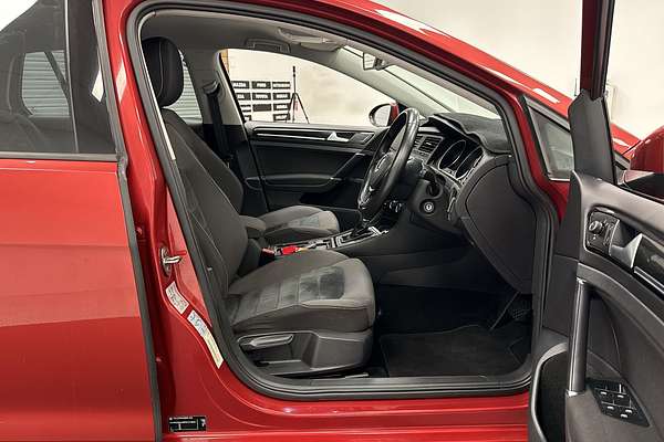 2015 Volkswagen Golf 103TSI Highline 7