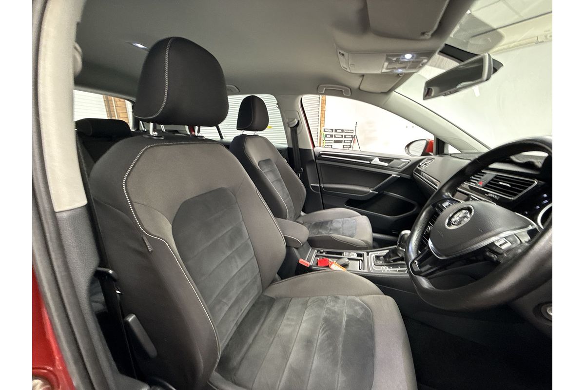2015 Volkswagen Golf 103TSI Highline 7
