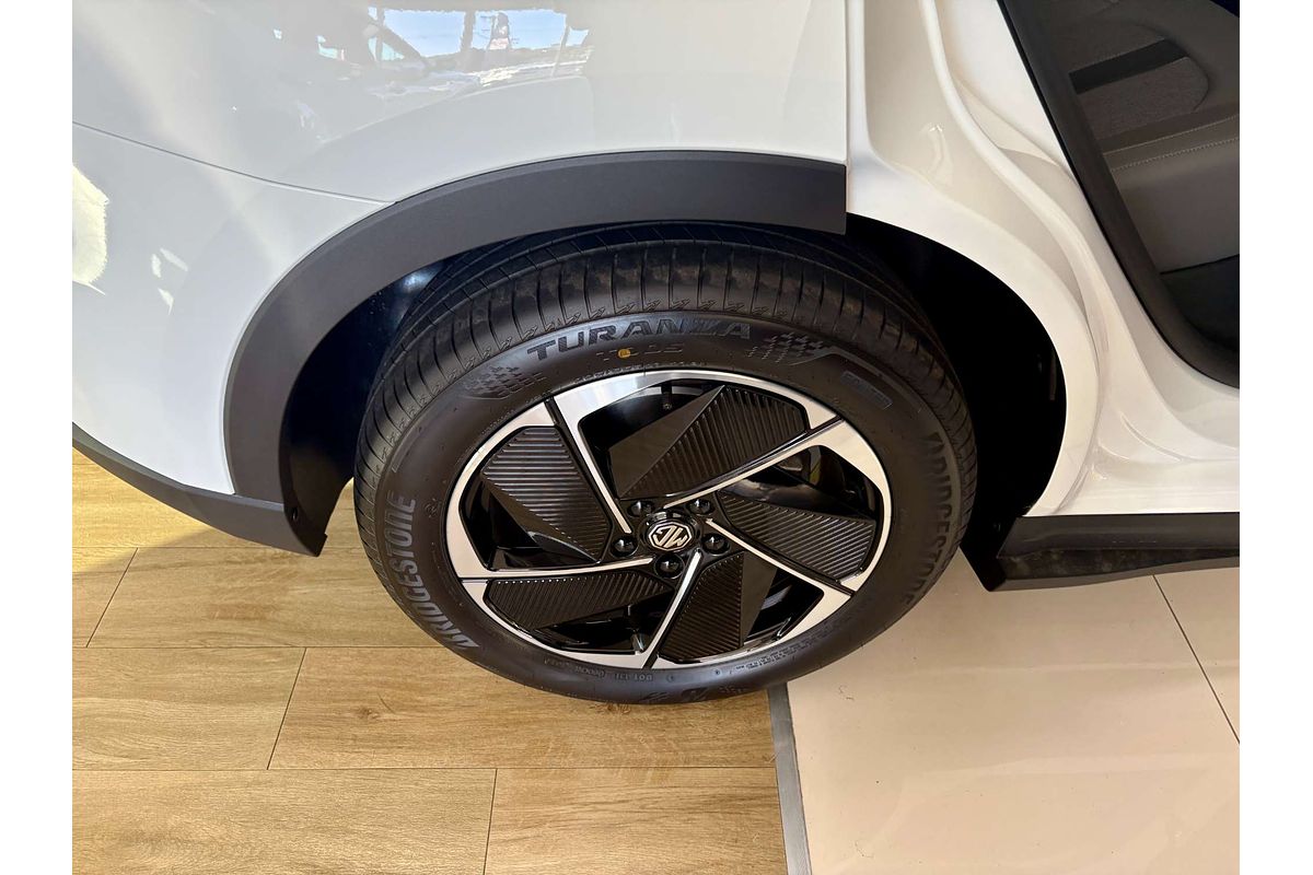 2025 MG S5
