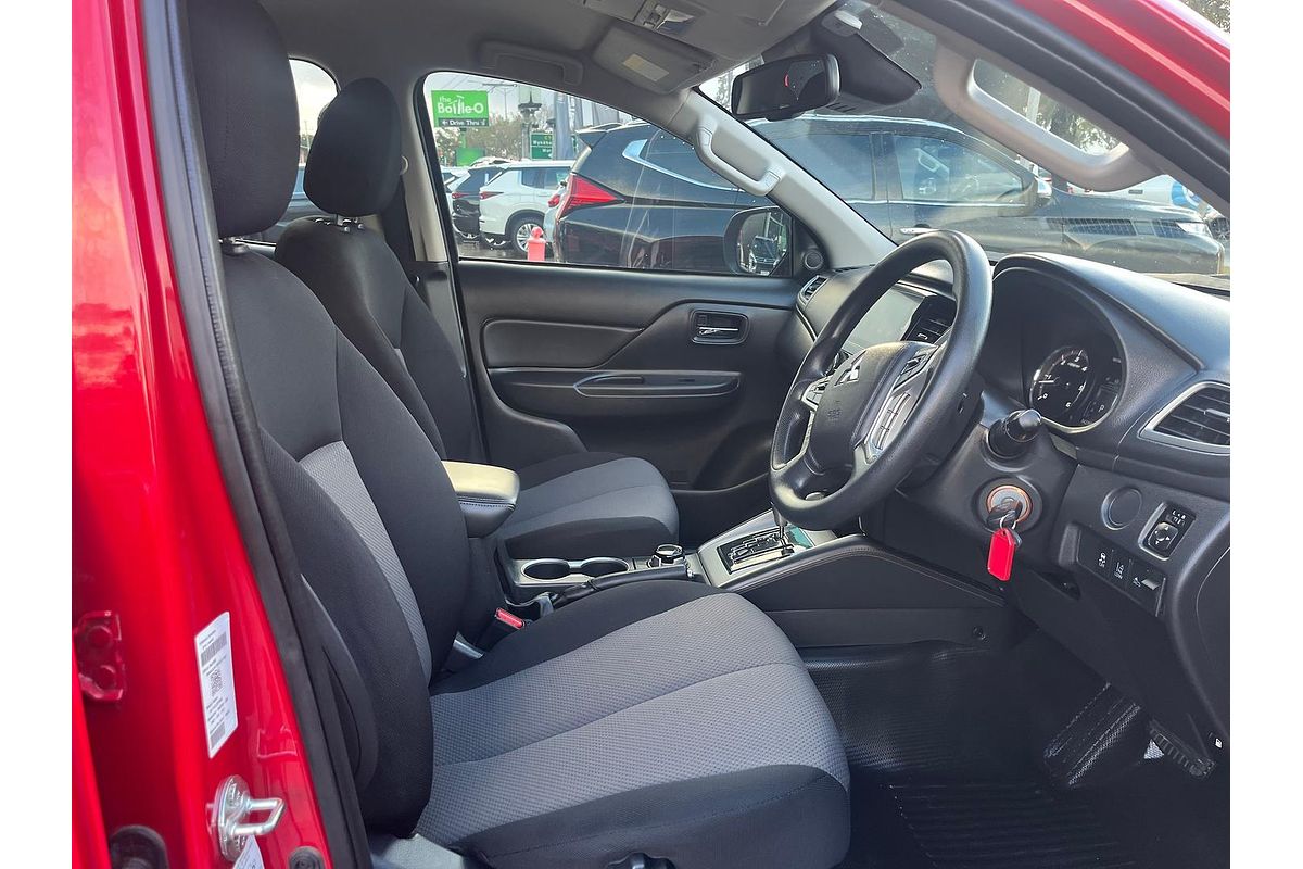 2019 Mitsubishi Triton GLX+ MR 4X4