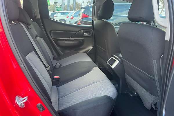 2019 Mitsubishi Triton GLX+ MR 4X4