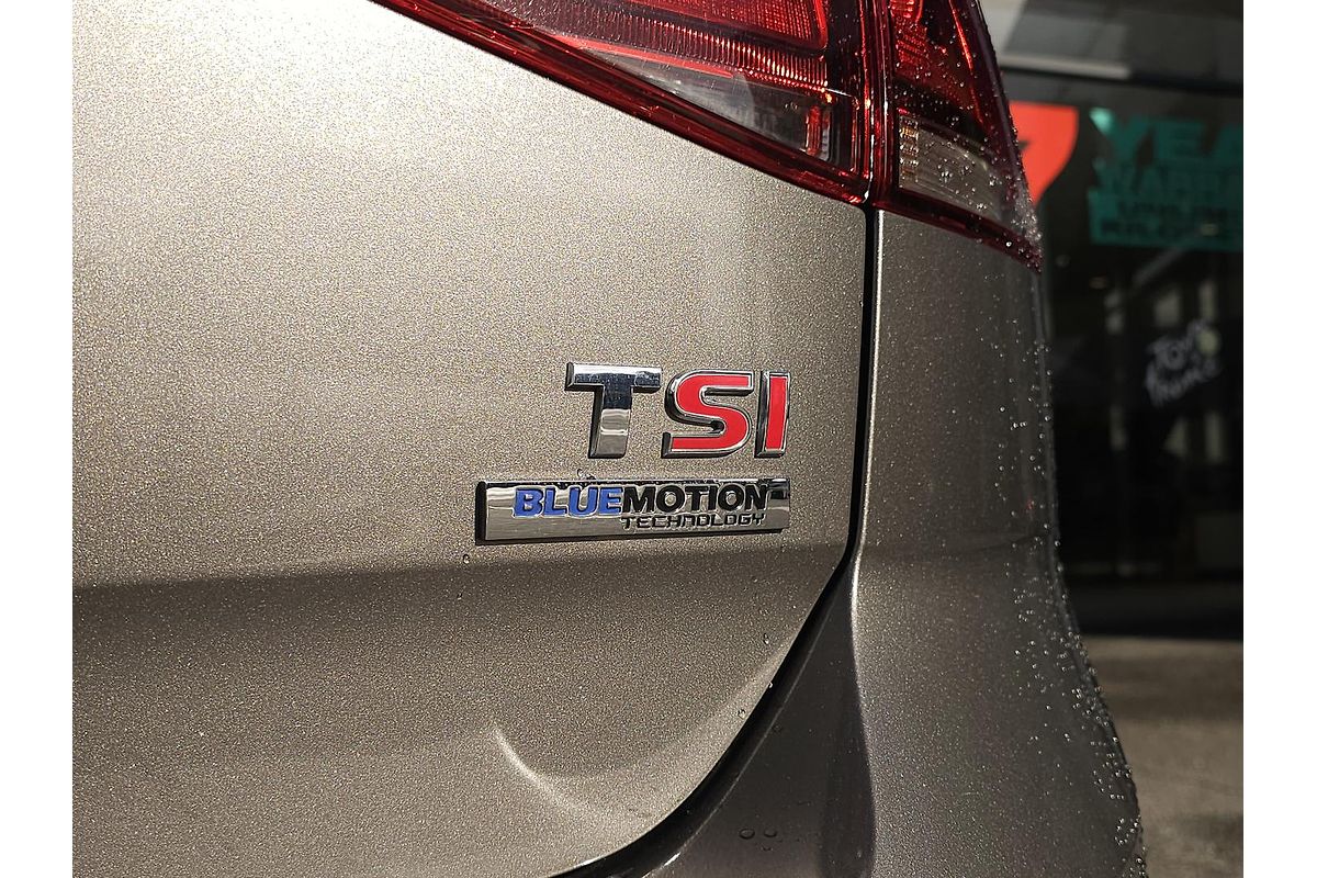 2013 Volkswagen Golf 103TSI Highline 7