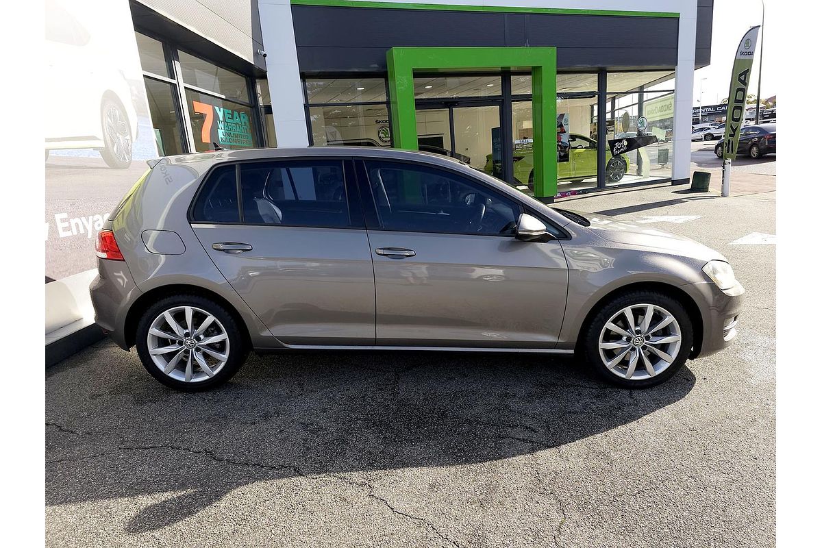 2013 Volkswagen Golf 103TSI Highline 7
