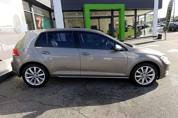 2013 Volkswagen Golf 103TSI Highline 7