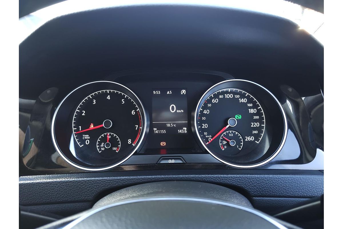 2013 Volkswagen Golf 103TSI Highline 7