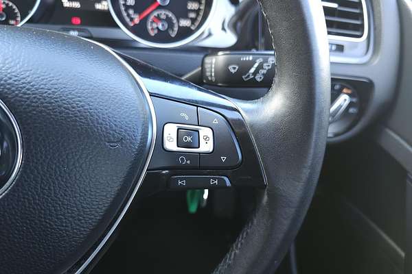 2013 Volkswagen Golf 103TSI Highline 7