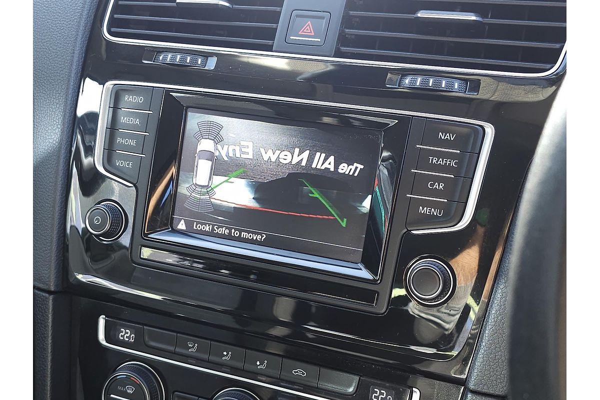 2013 Volkswagen Golf 103TSI Highline 7