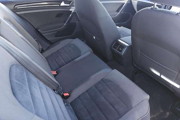 2013 Volkswagen Golf 103TSI Highline 7