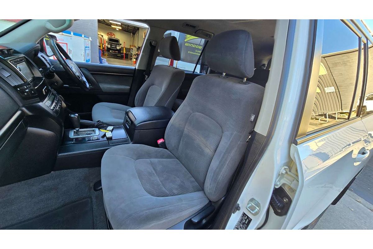 2014 Toyota Landcruiser GXL VDJ200R