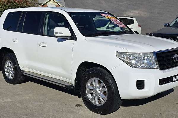 2014 Toyota Landcruiser GXL VDJ200R