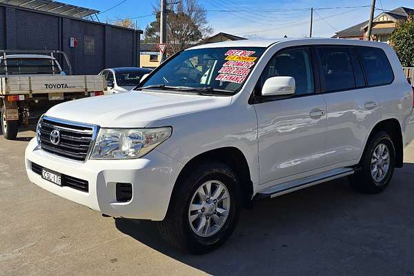 2014 Toyota Landcruiser GXL VDJ200R