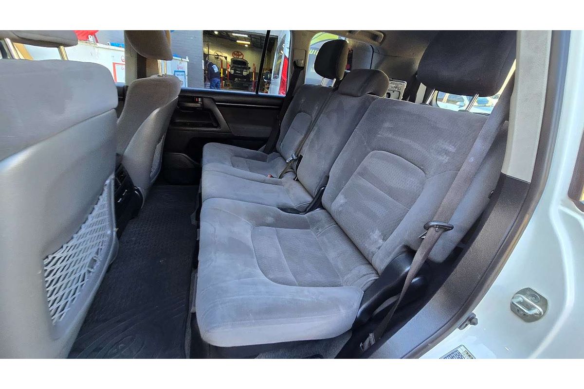 2014 Toyota Landcruiser GXL VDJ200R