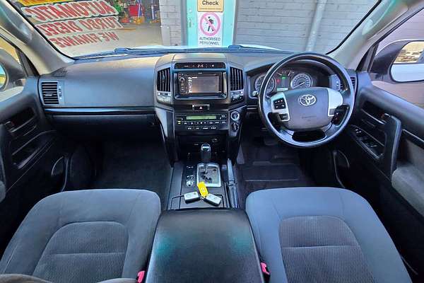 2014 Toyota Landcruiser GXL VDJ200R