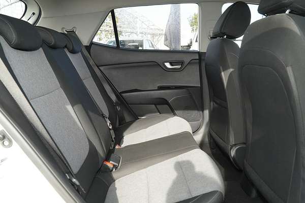 2023 Kia Stonic S YB
