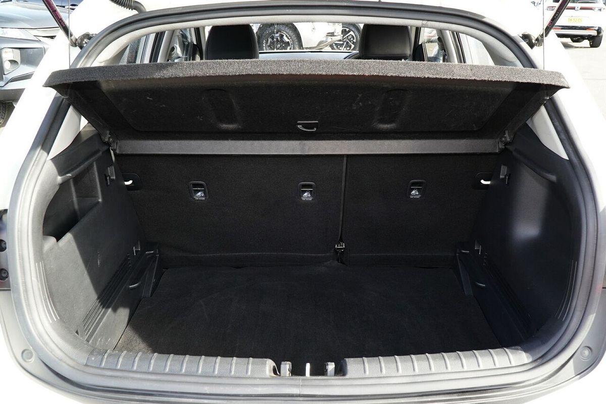2023 Kia Stonic S YB