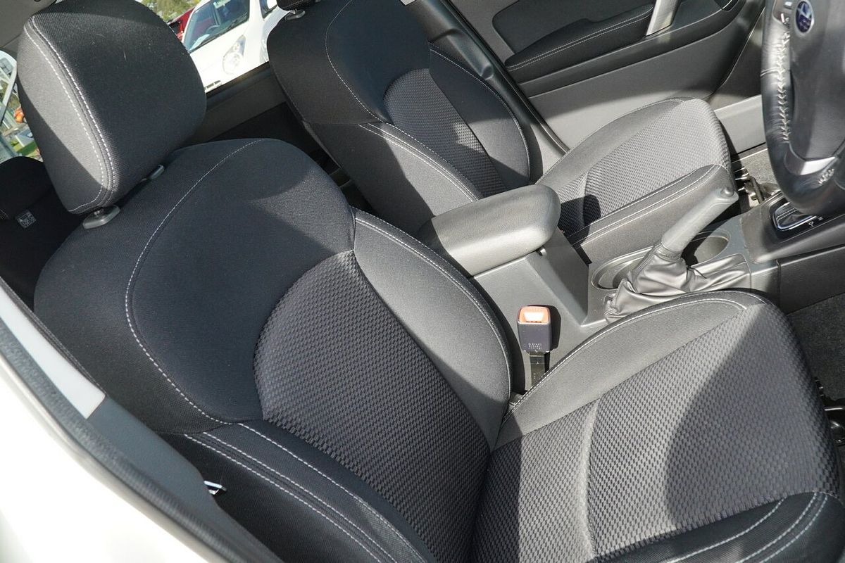 2013 Subaru Forester 2.5i-L S4
