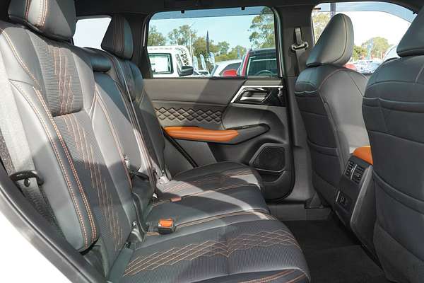 2022 Mitsubishi Outlander Exceed Tourer ZM
