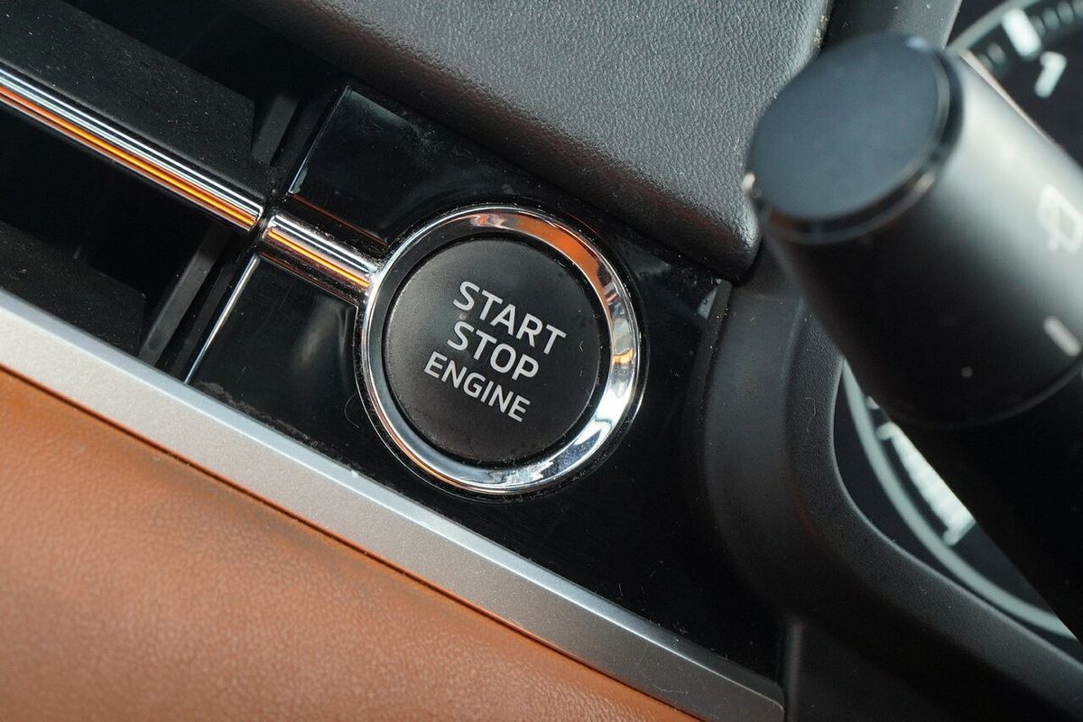 2022 Mitsubishi Outlander Exceed Tourer ZM