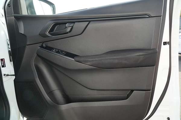 2023 Isuzu D-MAX SX High Ride Rear Wheel Drive