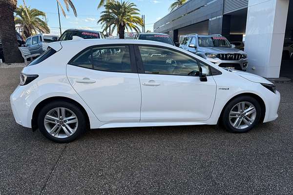 2021 Toyota Corolla Ascent Sport Hybrid ZWE211R