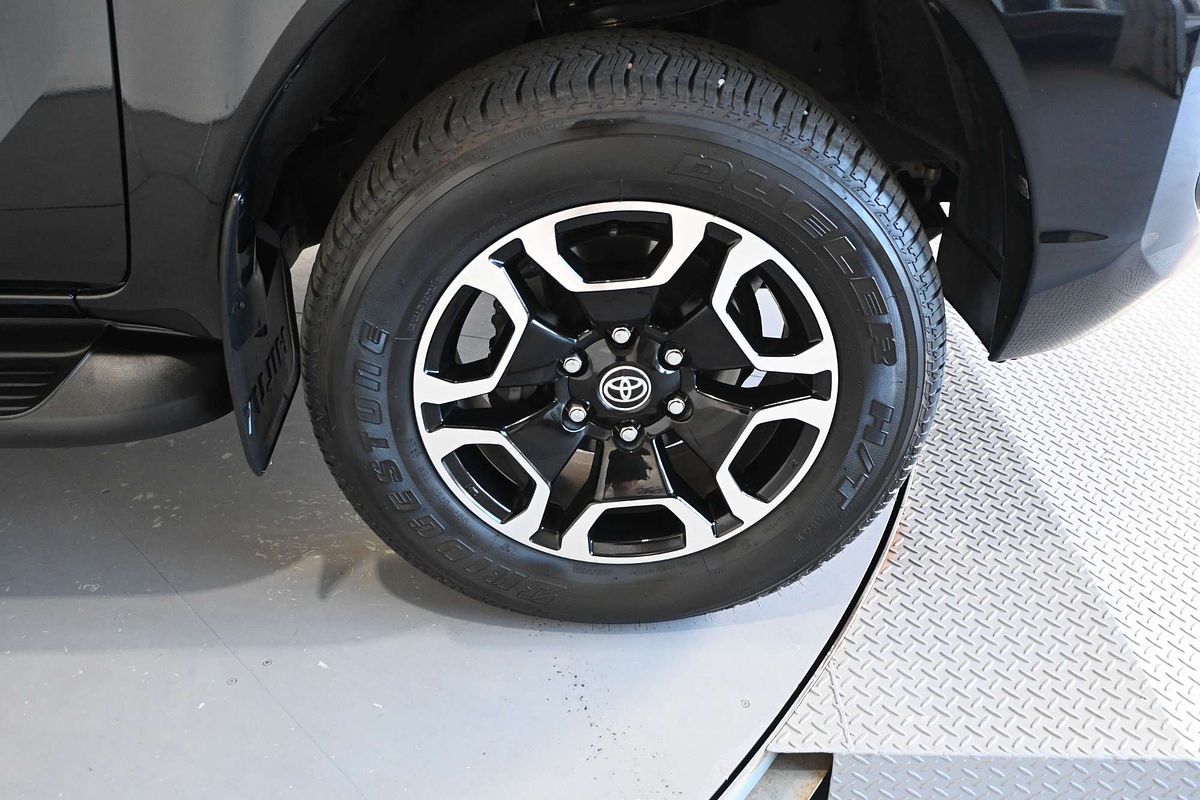 2020 Toyota Hilux SR5 GUN126R 4X4