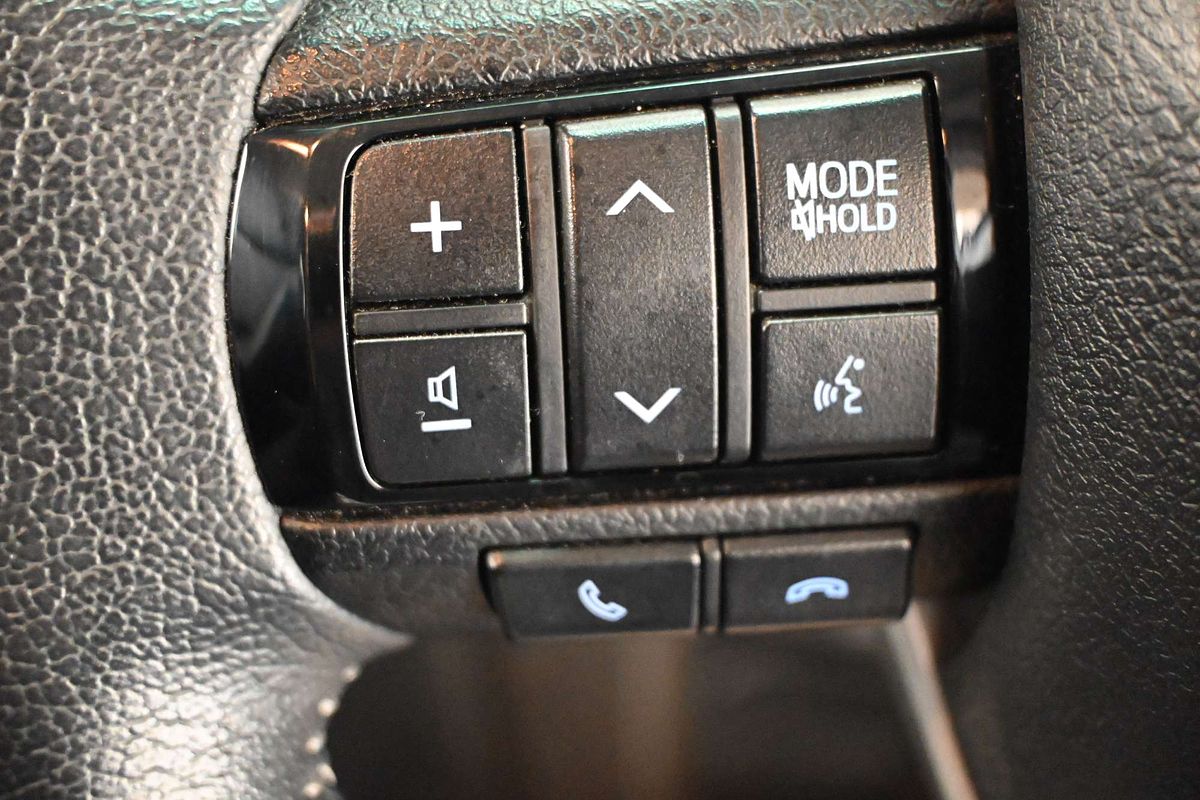 2020 Toyota Hilux SR5 GUN126R 4X4