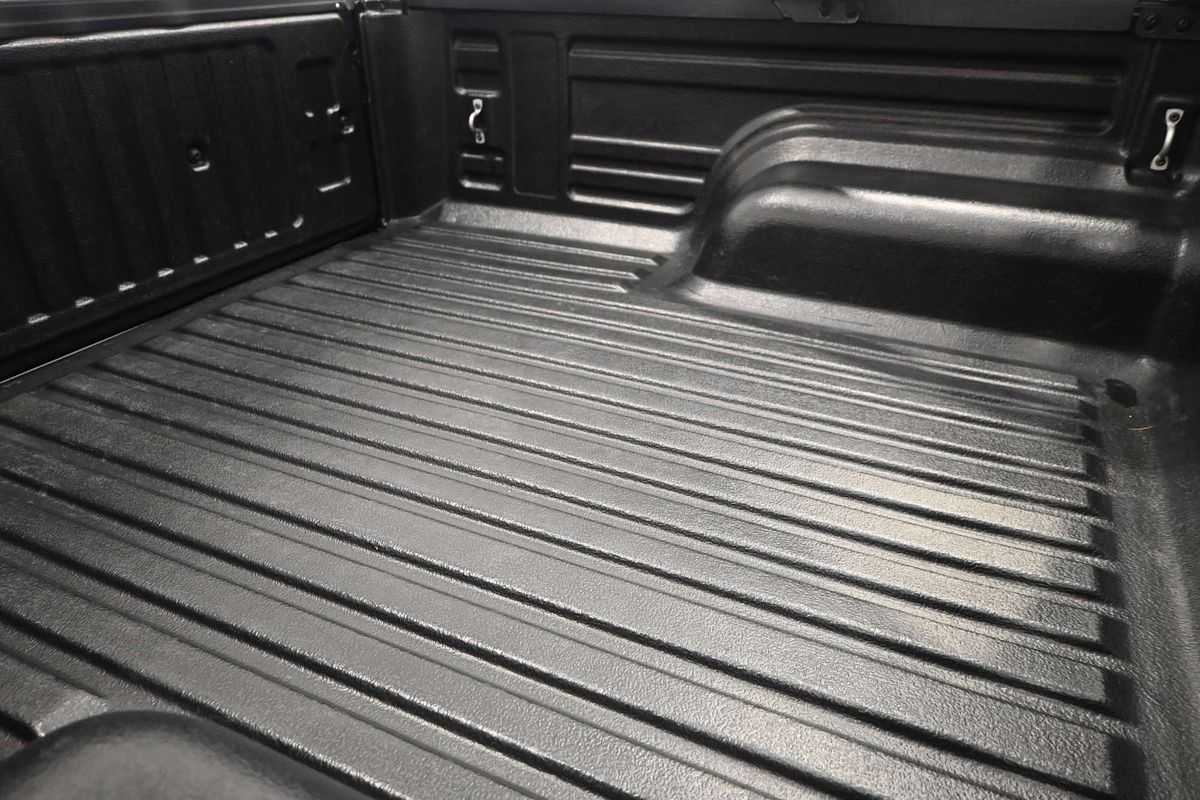 2020 Toyota Hilux SR5 GUN126R 4X4