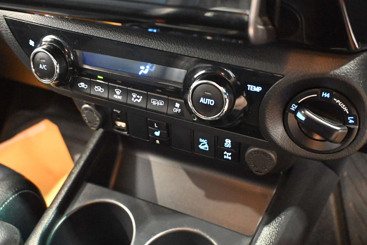 2020 Toyota Hilux SR5 GUN126R 4X4
