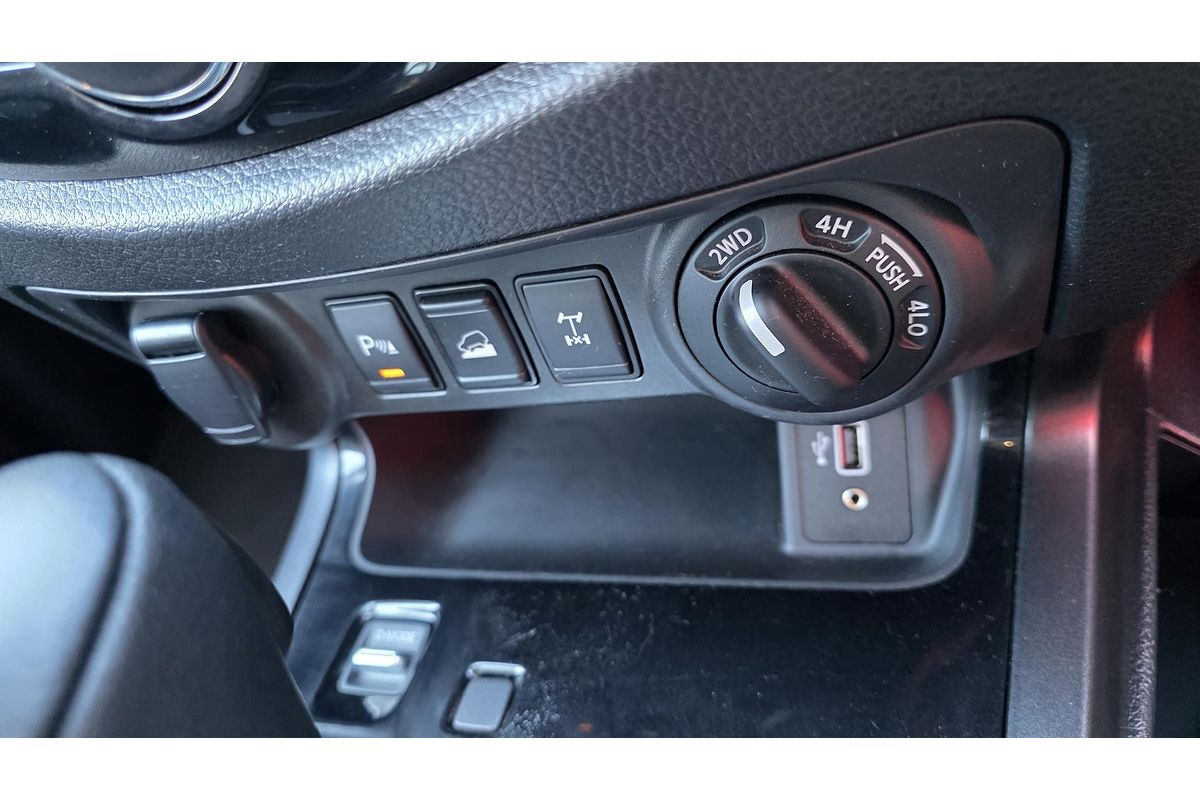 2023 Nissan Navara PRO-4X Warrior D23 4X4
