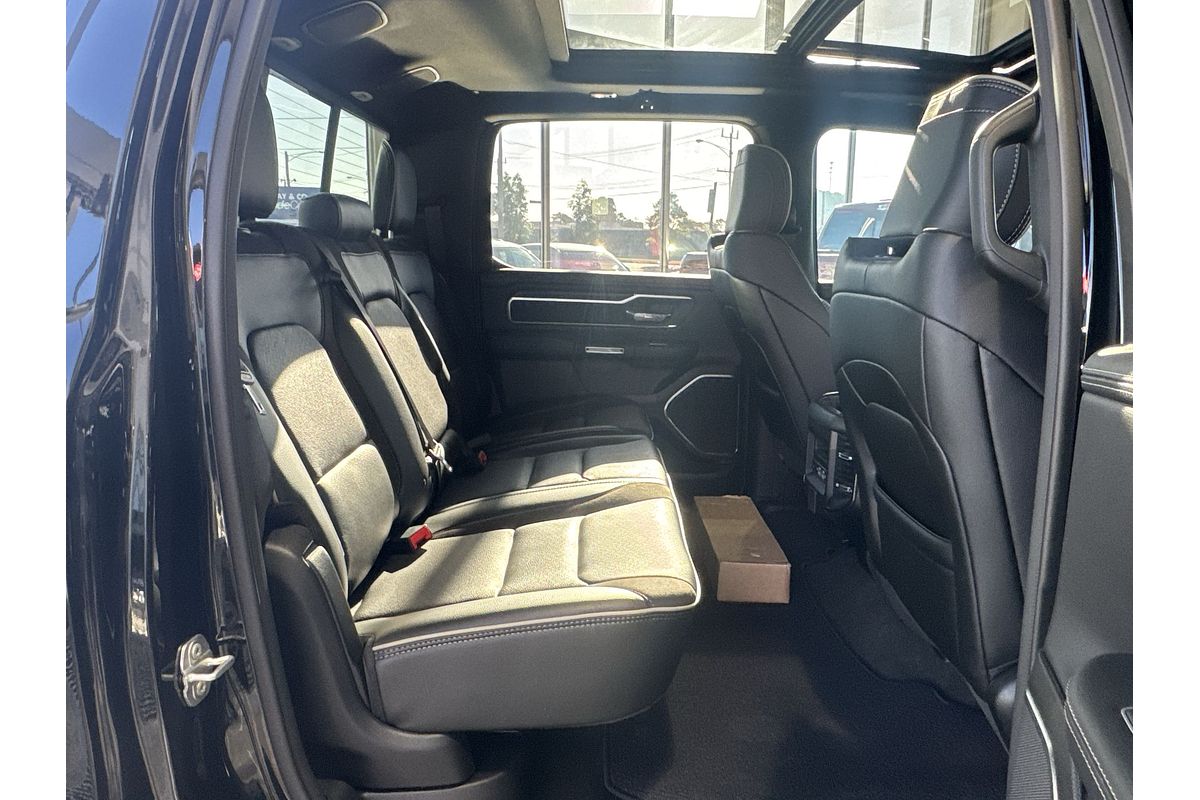2024 RAM 1500 Laramie DT 4X4 SWB