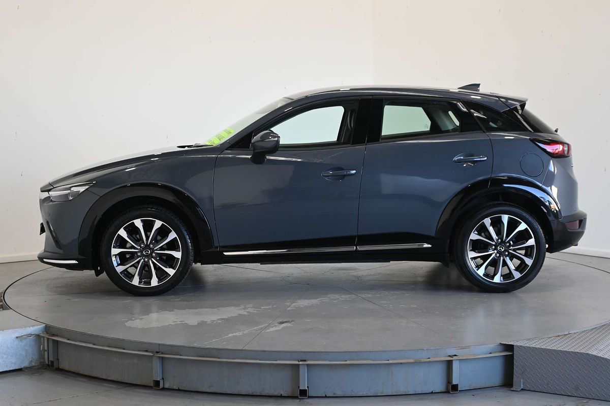 2022 Mazda CX-3 sTouring DK