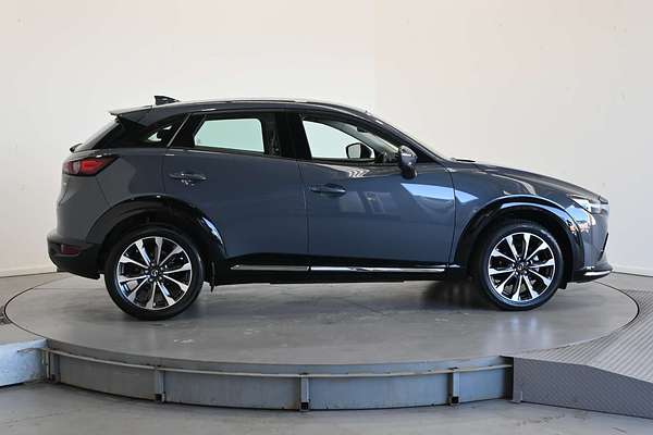 2022 Mazda CX-3 sTouring DK