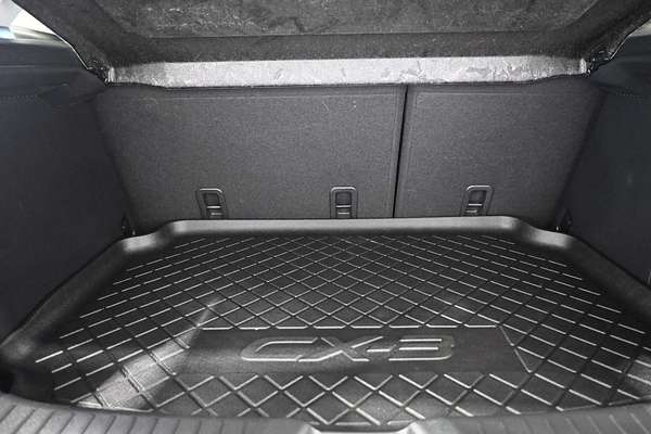 2022 Mazda CX-3 sTouring DK