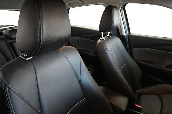 2022 Mazda CX-3 sTouring DK