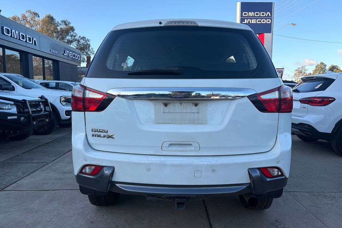 2016 Isuzu MU-X LS-M