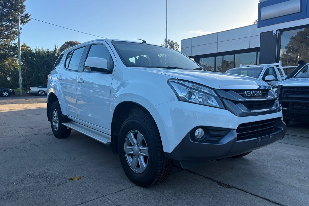 2016 Isuzu MU-X LS-M