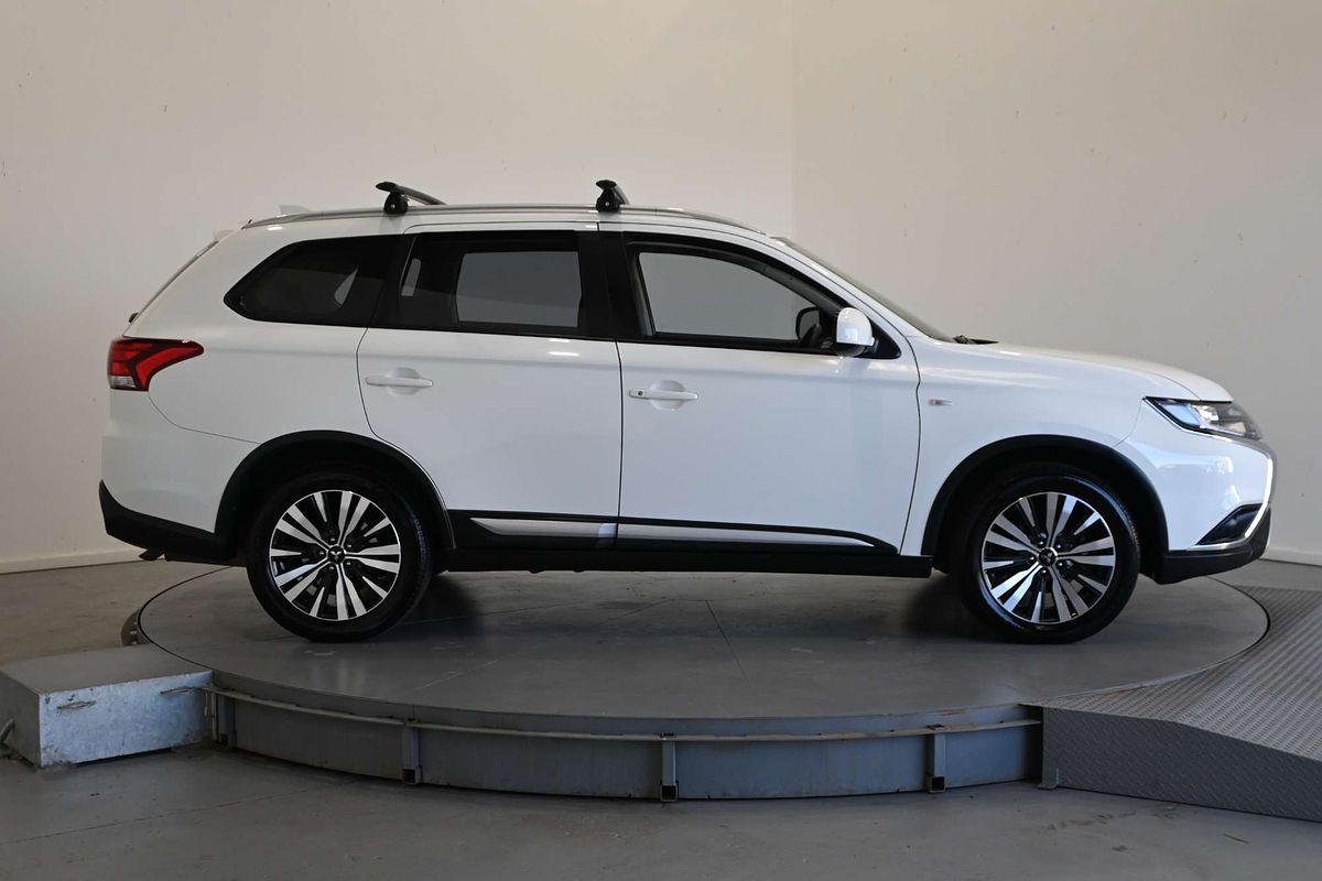2018 Mitsubishi Outlander ES ZL