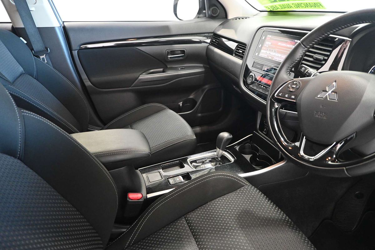 2018 Mitsubishi Outlander ES ZL
