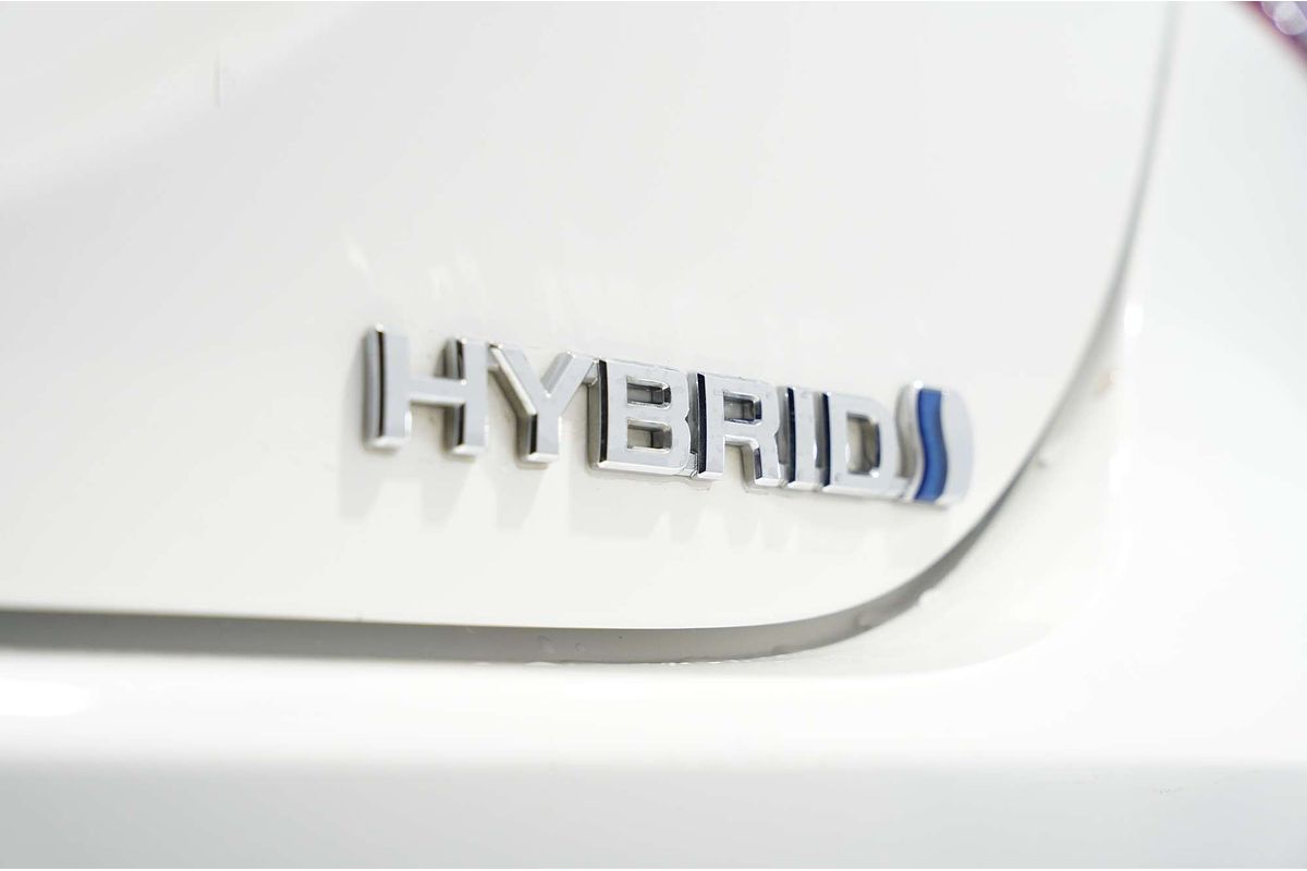 2021 Toyota Camry Ascent AXVH70R