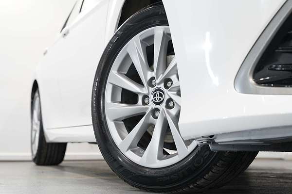 2021 Toyota Camry Ascent AXVH70R