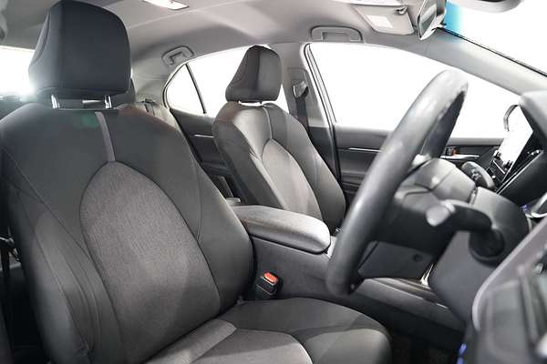 2021 Toyota Camry Ascent AXVH70R
