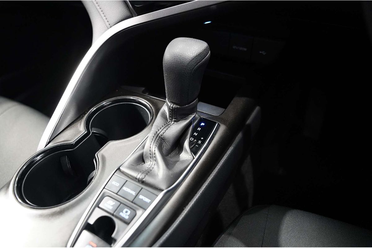 2021 Toyota Camry Ascent AXVH70R