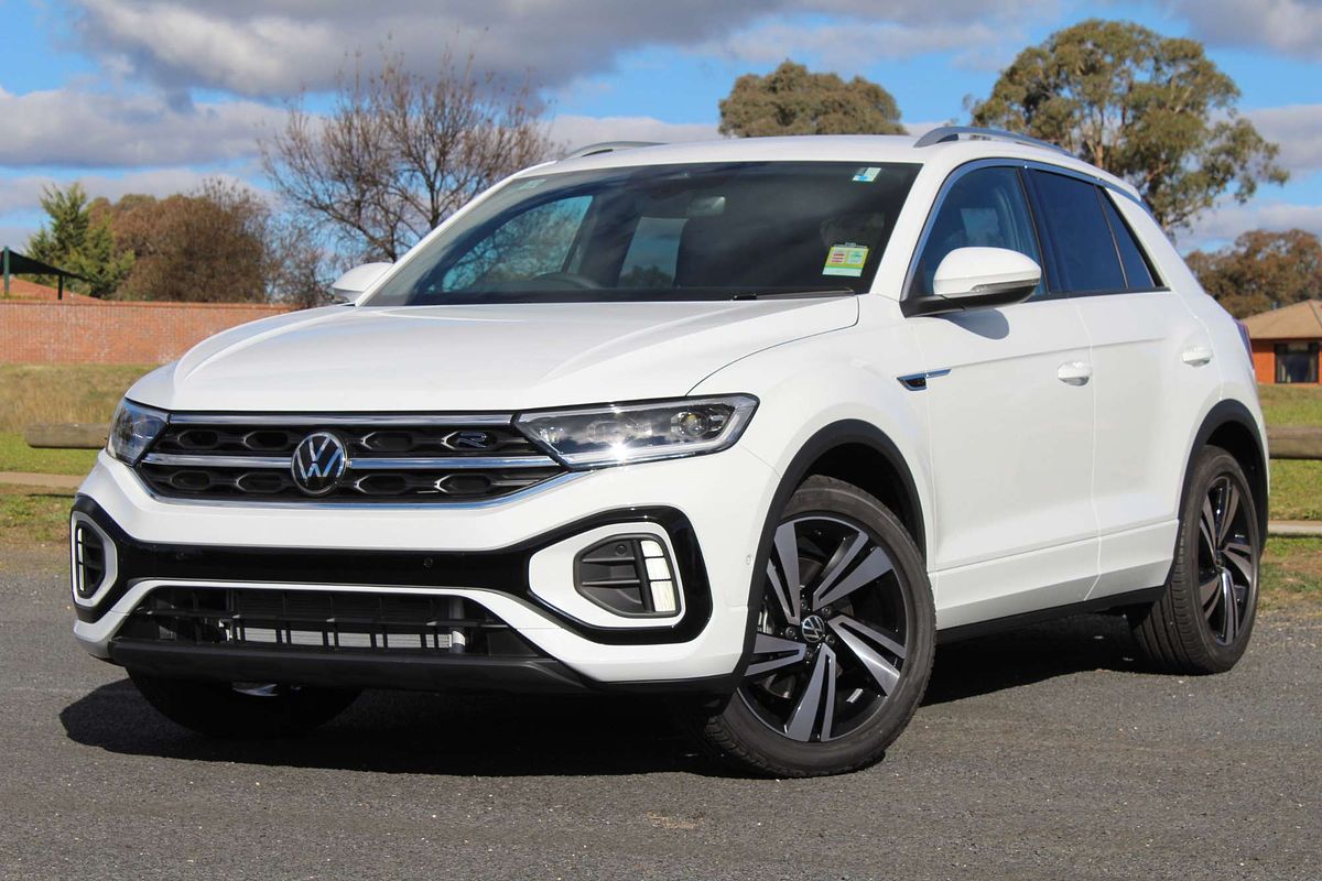 2025 Volkswagen T-Roc 140TSI R-Line D11